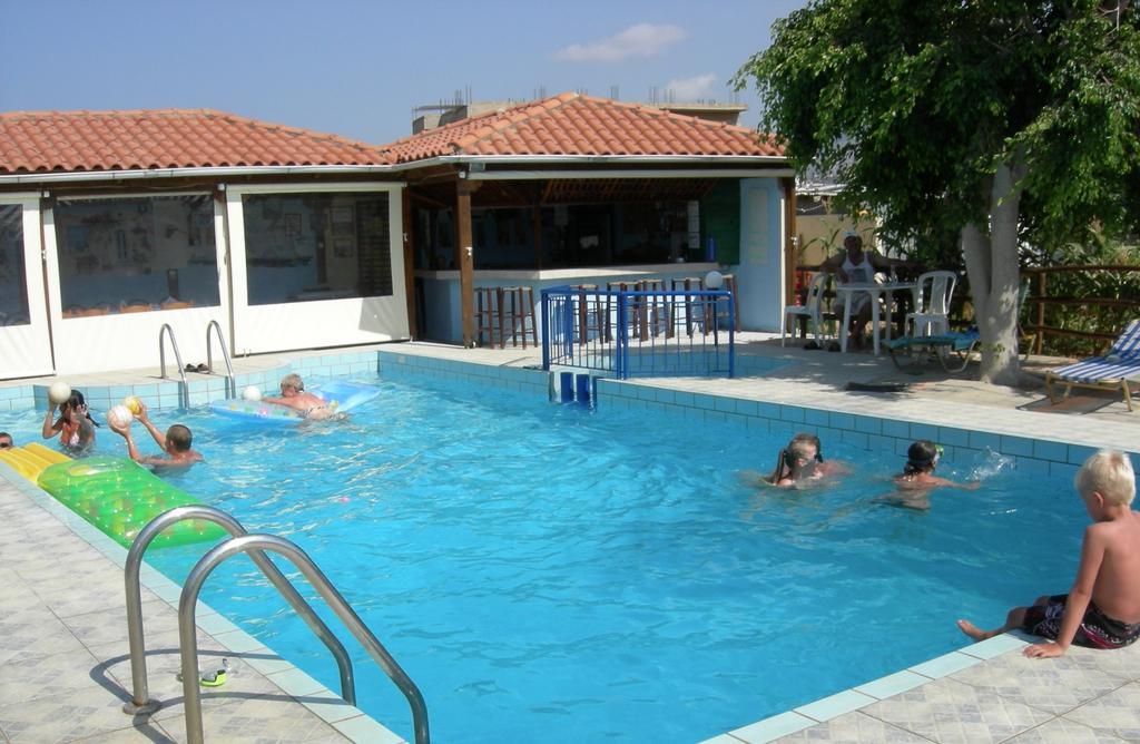Alex Home Apartments Limenas Chersonisou Exterior foto